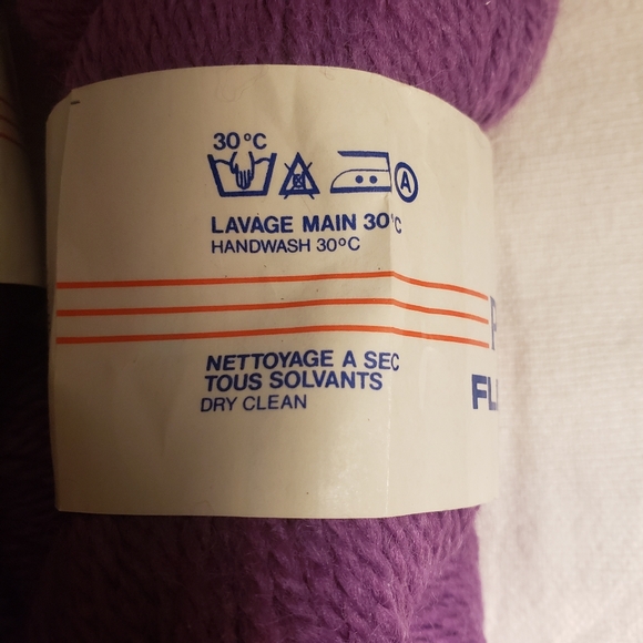 Pingouin Fleur de Laine Purple Wool Yarn - Picture 2 of 3
